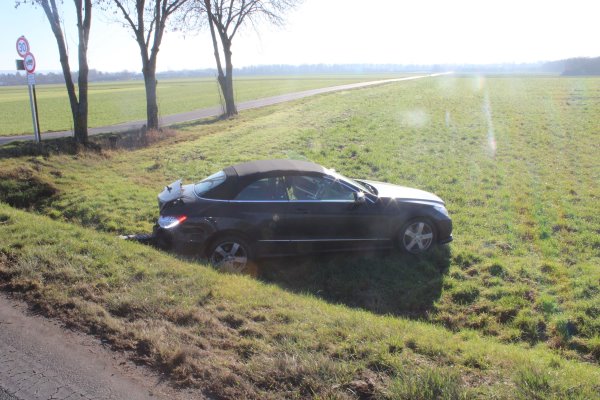Jülich - Unfall mit rund 40.000 Euro Sachschaden