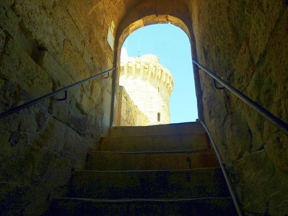 Castell de Bellver, hoch über den Dächern Palmas